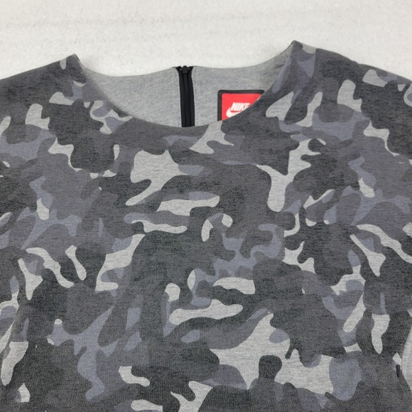 Nike Sweatshirt Womens Small Camouflage Print Pullover Thumb Holes 683796-091‎ - Picture 2 of 10